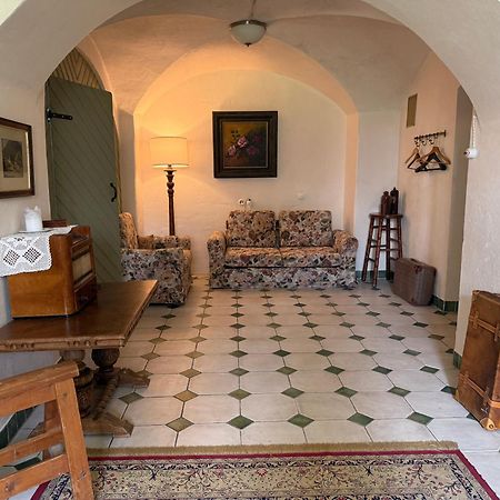 Hotel Laitse Castle Esterno foto