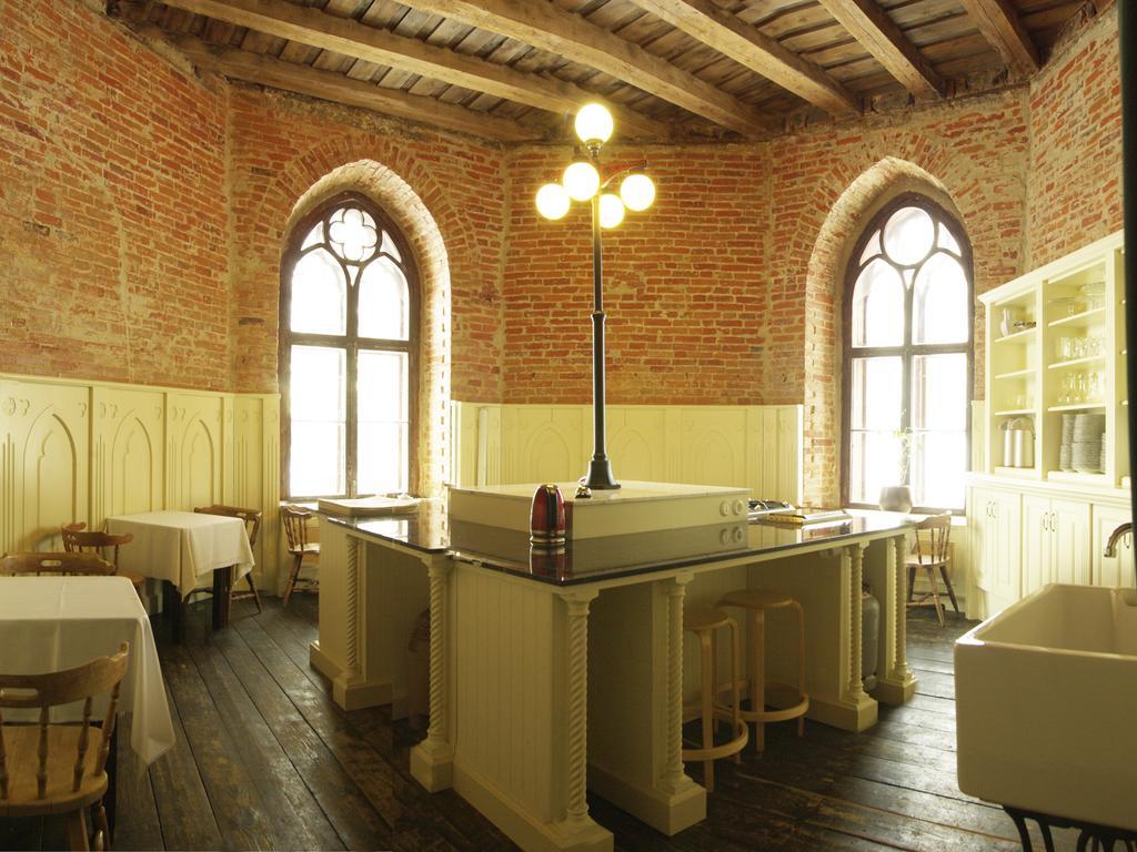Hotel Laitse Castle Esterno foto